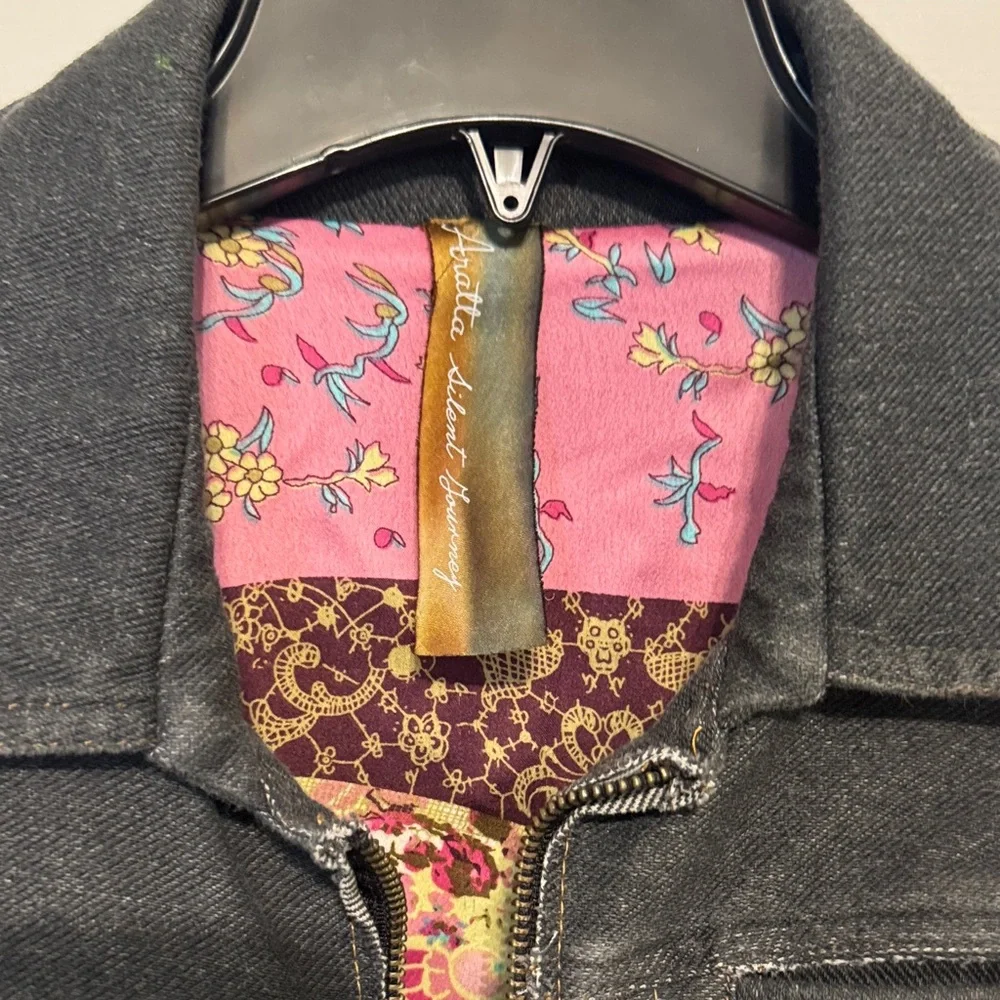 Aratta size small NWT Women's Black Denim Jacket with Pink Floral Embroidery - Picture 3 of 4
